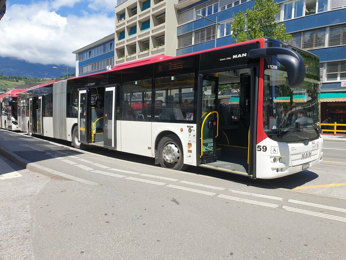 Postauto Wallis - Nr. 59/VS 500'433 - PID 11208 - MAN le 1 juillet 2022  Sion, gare