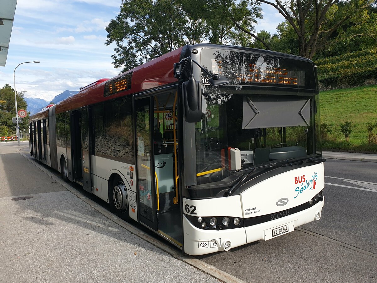 Postauto Wallis - Nr. 62/VS 84'344 -PID 10027 - Solaris le 29 Janvier 2022 à Sion, Centre Funéraire