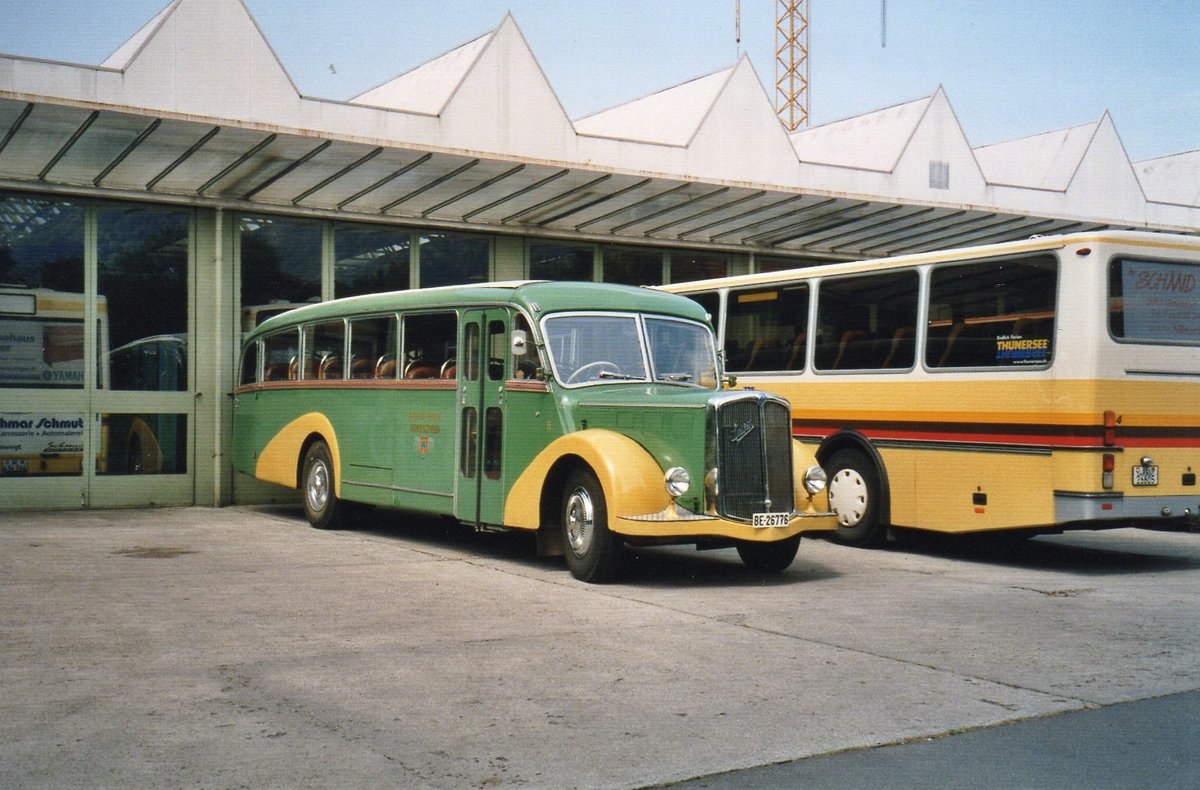 (R 2727) - Aus dem Archiv: STI Thun - Nr. 15/BE 26'776 - Saurer/Gangloff (ex AvH Heimenschwand Nr. 5) am 24. August 2003 in Thun, Garage