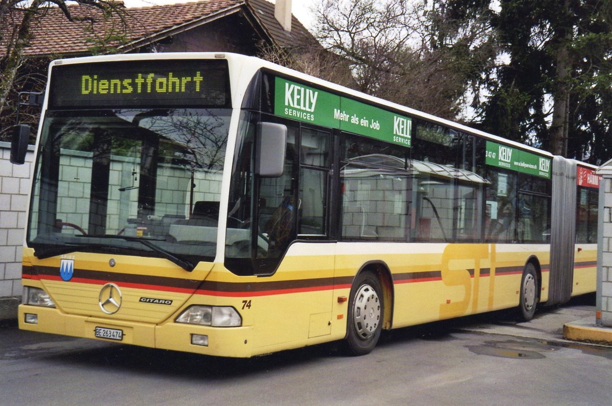 (R 4206) - Aus dem Archiv: STI Thun - Nr. 74/BE 263'474 - Mercedes am 27. Mrz 2005 in Thun, Garage (Teilaufnahme)