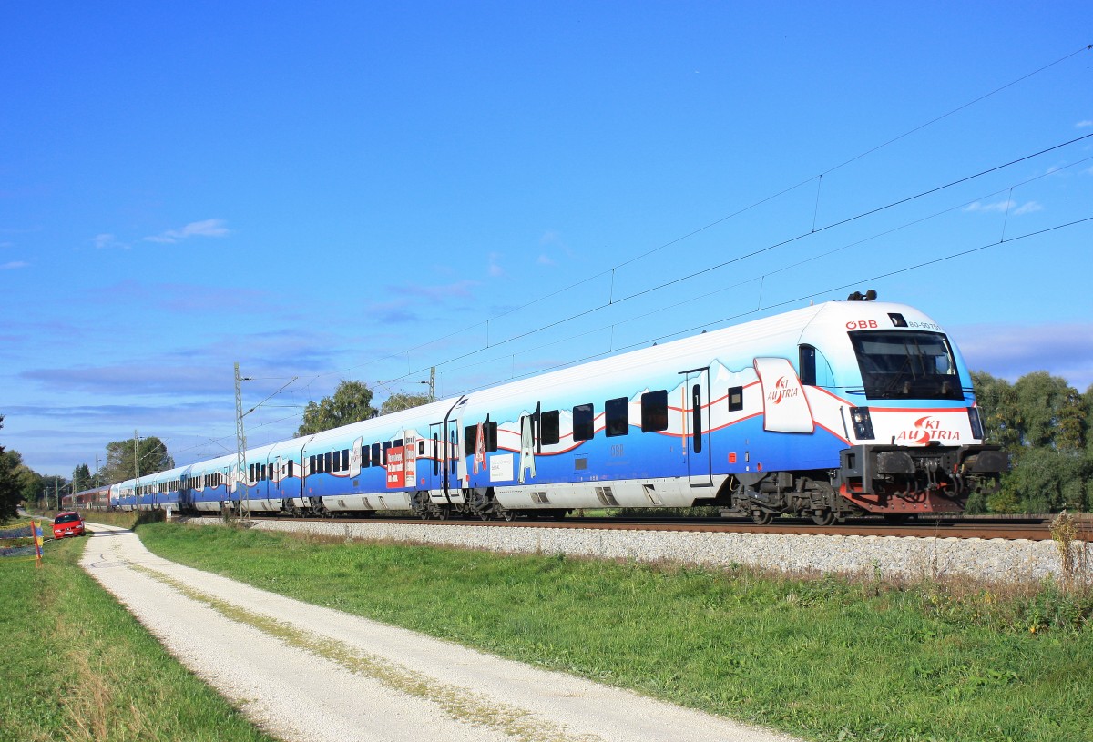 Unser erstes Foto vom  Ski-Austria-Railjet  konnten wir am 13. Oktober 2013 in der Nähe von Übersee am Chiemsee machen.