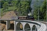 Die SEG G 2x2/2 105 der Blonay Chamby Bahn mit ihrem Dampfzug auf dem Weg von Blonay nach Chamby und fährt über den nun frisch sanierten Baye de Clarens Viaduktes. Der westliche Teil des Viaduktes wurde neu erstellt und wird in Zukunft den  ...