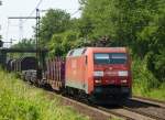 152 106-1 mit Güterzug am 10.07.10 in Ahlten