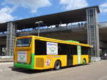 (194'219) - Freiburger-Reisedienst, Freiburg - FR-AZ 945 - Iveco am 18. Juni 2018 beim Bahnhof Freiburg