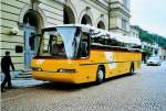 (099'906) - PostAuto Graubnden - GR 102'383 - Neoplan (ex P 25'124) am 4.