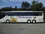 Plankensteiner, Penzberg - Setra S 416 GT-HD am 9. Mai 2016 in Geretsried (Aufnahme: Martin Beyer)