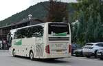 (280'445) - Aus Holland: Dortmans, Schijndel - Nr. 44/OE-BJF-02 - Van Hool am 16. September 2025 beim Bahnhof Seefeld