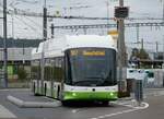 (267'614) - transN, La Chaux-de-Fonds - Nr. 165/NE 209'165 - Hess/Hess Gelenktrolleybus am 1. Oktober 2024 beim Bahnhof Marin-pagnier