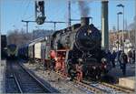 Die UEF 58 311 hat ihren Zug umfahren und seht nun in Titisee f�r die Abfahrt nach Seebrugg bereit. 

27. Dezember 2025 