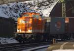 035. Locon 216 oder 203 142-5 dieselte mit einem Containerzug durch Harburg. 3.1.11