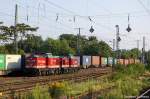 Adam 9 [Sebastian] (202 520-3) & Adam 19 [Selina] (202 501-3) der Uwe Adam EVU GmbH als Lz am Magdeburger Hbf. Sie fuhren nach Kthen weiter. 26.07.2011