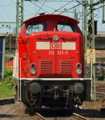212 323-0  Fritze  der DB Fahrwegdienste abgestellt in HH-Harburg. 01.06.11