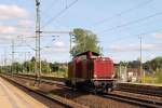 NeSa V 100 2335 als Tfzf 93465 fotografiert bei einem kurzen Halt in Schleswig. 14.6.11
