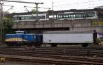EVB 410 51 oder 211 252-2 dieselte mit einem werkseigenen Hbis Wagen durch Harburg. 09.05.2015(1059) 