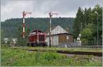 Die Diesellok 211 041-9 (92 80 1211 041-9 D-NeSA) rangiet im Bahnhof Zollhaus Blumberg.

27. Aug. 2022
