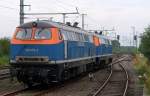 Nachdem sie ihren beladenen Zug abgestellt hatte rangierten die beiden 225er der NBE RAIL in Jbek noch etwas rum. 30.08.2013