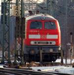 064. HH-Harburg Gleis 182....dort abgestellt steht 218 249-1 und sonnt sich. 3.1.11