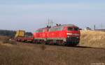 Mit dem Syltshuttle nach Niebll dieseln 218 319-2 und 218 372-1 am 2.4.11 am Fuzzi vorbei gen Festland.