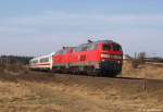 218 315-0 und 218 389-5 fahren am 2.4.11 mit dem IC 2191 nach Frankfurt (Main) Hbf. an der Morsumer Nssespitze vorbei auf den Hindenburgdamm zu.