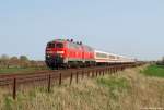 218 313-5 und 218 385-3 fahren am 23.4.11 mit dem IC 2310 nach Westerland (Sylt) bei Klanxbll der Insel Sylt entgegen.