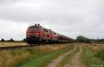218 342-4 und 218 313-5 fahren am 5.7.11 mit dem AS 1422 nach Westerland (Sylt) bei Morsum an mir vorbei.