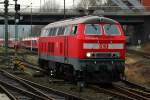 Happy New Year !!! 218 464-6(Verl/MKP/14.09.12) der DB Regio Bayern/Kempten auf dem Weg zur Tankstelle im Bw Kiel. Die Lok ist zusammen mit einem Schneepflug hier abgestellt. 01.01.2012