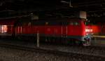 218 339-0 der DB Regio Kiel versteckt sich mit ihrem Strandespress im Hmaburger Hbf. 30.06.12