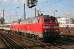 218 426-5 und 218 xxx mit einem EC bei der Einfahrt in Mnchen Hbf. 25.01.08