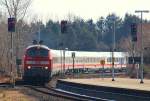 218 389-5 und 363-0 mit IC 2314(Kln-Westerland), Einfahrt in den Bhf Husum 31.03.13