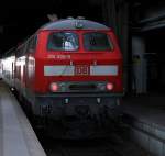 218 330-9 war die Schublok des RE 21499 aus Kiel/Lbeck. HH-Hbf 03.04.2013