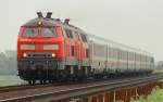 218 311-9 und 363-0 mit einem IC auf den Weg nach Westerland. 01.06.2013
