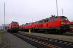 DB 1218 380-4(Unt/HBX/10.10.08), 379-6(Unt/HBX/30.04.08), 836-5(388-7,Verl/ANB/06.09.14), 307-7(Unt/HBX/10.06.10) und 322-6(Unt/HBX/23.03.10) abgestellt im Bw Niebüll/AutoZug. Niebüll 29.03.2014