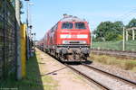 218 330-9 mit der Wagenlok 182 021-6 und dem IRE 18447  Berlin-Hamburg-Express  von Hamburg Hbf nach Berlin Ostbahnhof in Großwudicke.