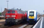 218 315-0 und ein Married Pair Zug gezogen und geschoben von 251 011 fotografiert in Niebll. Mit diesem Zug fuhren meine Family und Jan nach Niebll zum letzten Tag der Niebller Dampftage.