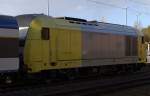 Es kam noch eine weitere Diesellok nach bzw durch Schleswig gefahren, die 223 015-9/ER 20-015 schob eine NOB von Westerland kommend Richtung Kiel durch Schleswig. 3.11.10