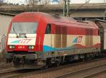 223 033-2/ EVB 420/13 dieselte am 30.3.11 mit einem Mischer Richtung Maschen an uns vorbei.