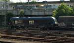 223 013-4/ER 20-004 PCT Altmann brummt hier mit einem Autotransportzug durch Harburg. 01.06.11