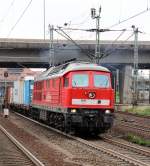 232 413-5 beim  abdieseln  in HH-Harburg. 07.09.12