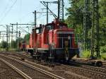 363 178-5 und 362 389-9 dieseln hier gemtlich durch Harburg. 03.06.11