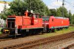 362 852-6 holt sich die 146 124. Bremen Hbf, 30.06.12