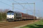 RheinCargo DE 683 schleppt Leerkohlezug 47710 durch Wijchen am 16.März 2016.