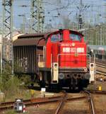 295 062-4 rollte wie von Geisterhand gesteuert mit ein paar Gterwaggons durch Neumnster. 21.4.11