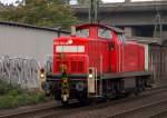 295 084-8 brummte gemtlich durch den Harburger Bahnhof. 2.10.10