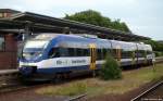 NOB´s VT 728 steht am 8.7.11 im Bhf. Husum.