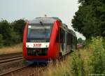 Die SHB nach Heide (Holst.) fhrt am 12.7.10 beim B Sophienhof am Fuzzi vorbei.