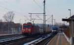 185 334-7 und VT 307 der NOB trafen sich am 24.2.11 in Schleswig.