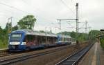 VT 305 und 308 als NOB 82901 rollten nach dem durch den Streik eingefhrten Basisfahrplan durch Schleswig Richtung Kiel. 27.5.11