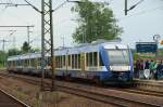 Ein Lint 123 !!! NOB VT 308 309 und 304 als Kieler Woche Verstrker hier beim Halt in Schleswig. 25.6.11