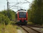 Aus Kiel kommend rollt hier der neue Lint 41 II 648 461-4/961-0 in den Flensburger Bahnhof rein. 10.8.11