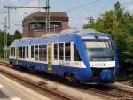 NOB´s VT 303 steht am Mittag des 8.7.11 im Bhf. Itzehoe abgestellt.
